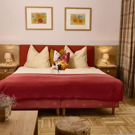Garni Buchenhof 3* Velden am Woerthersee