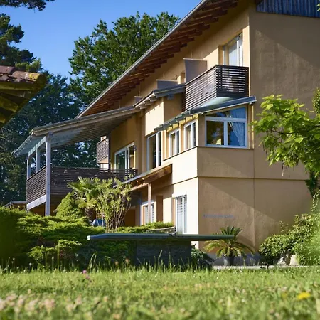 加尼布赫妮霍夫酒店 招待所 3*