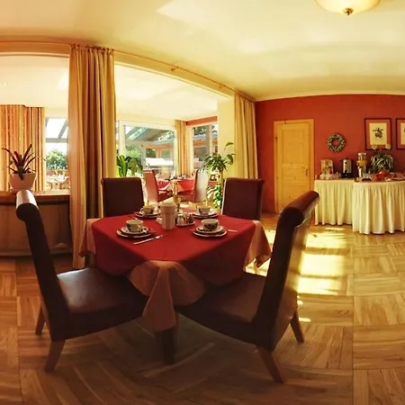 Garni Buchenhof Guest house