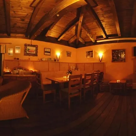 Gasthuis Garni Buchenhof 3*